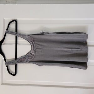 Urban Oufitters, Tank